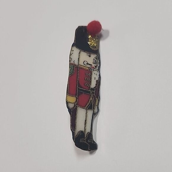 Handmade Nutcracker Brooch Pin - Picture 1 of 3